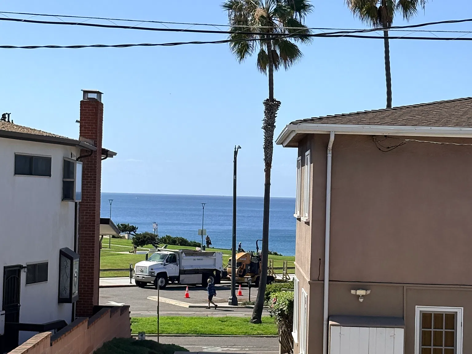1 bed, 1000 sqft, $2,700 — Photo 1