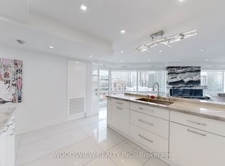 1001 Bay St #3004-C01, Toronto, ON M5S 3A6