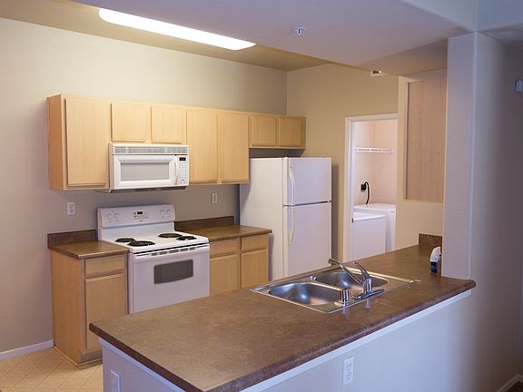 3rd image of 24909 Madison Ave Unit 2522