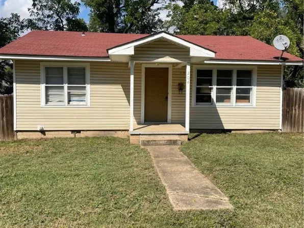 204 Ada Ave, Berryville, AR 72616