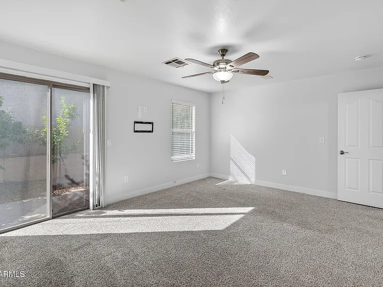 1365 E Betsy Ln — Photo 17