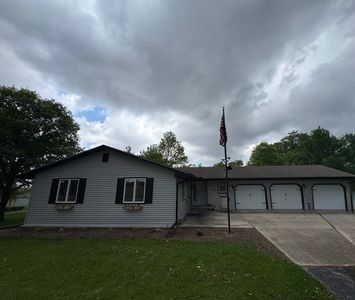 8702 N 1900 East Rd, Bloomington, IL, 61705