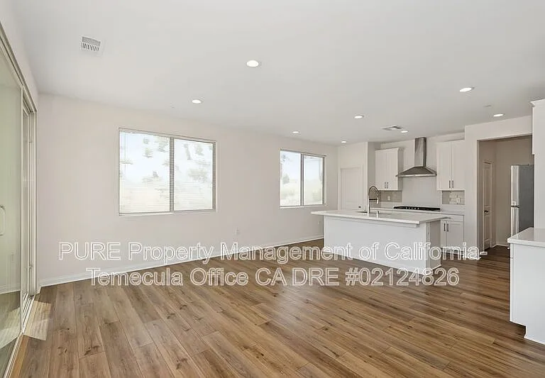 4237 Ladrillo St — Photo 4