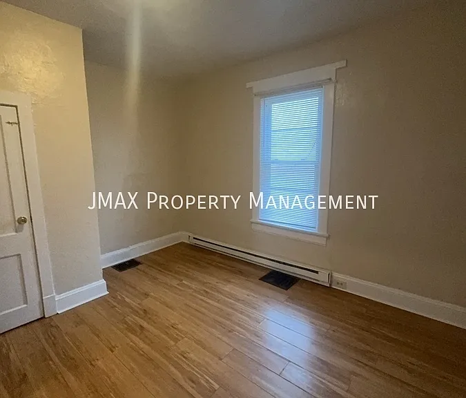 2445 Maryland Ave NW #1 — Photo 7