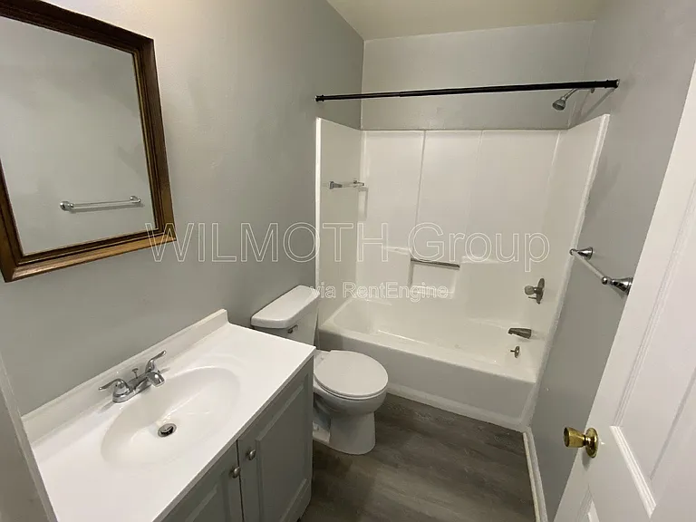 1329 Millerwood Ct — Photo 11