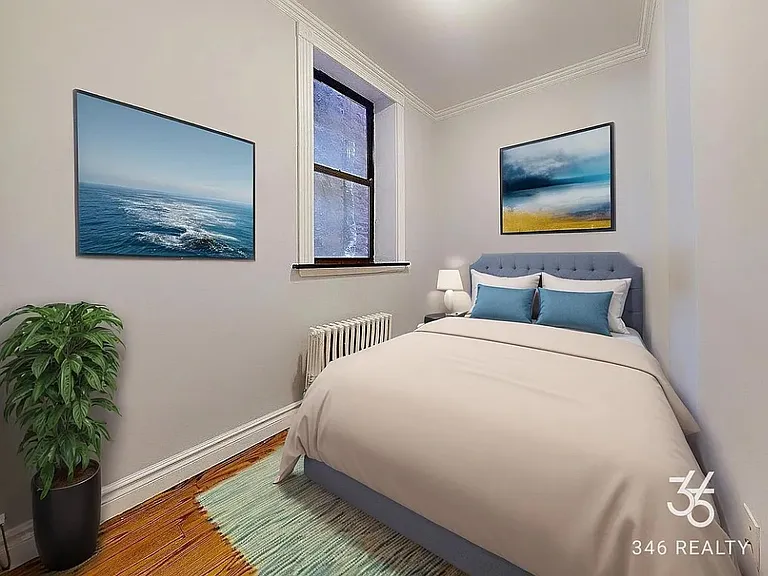 214 E 25th St #1RE — Photo 3
