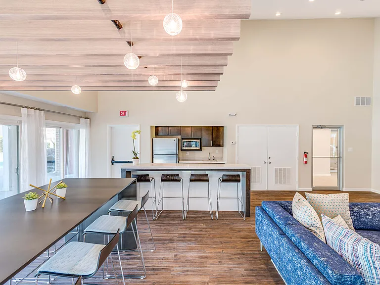 Westwinds Apartments — Photo 39