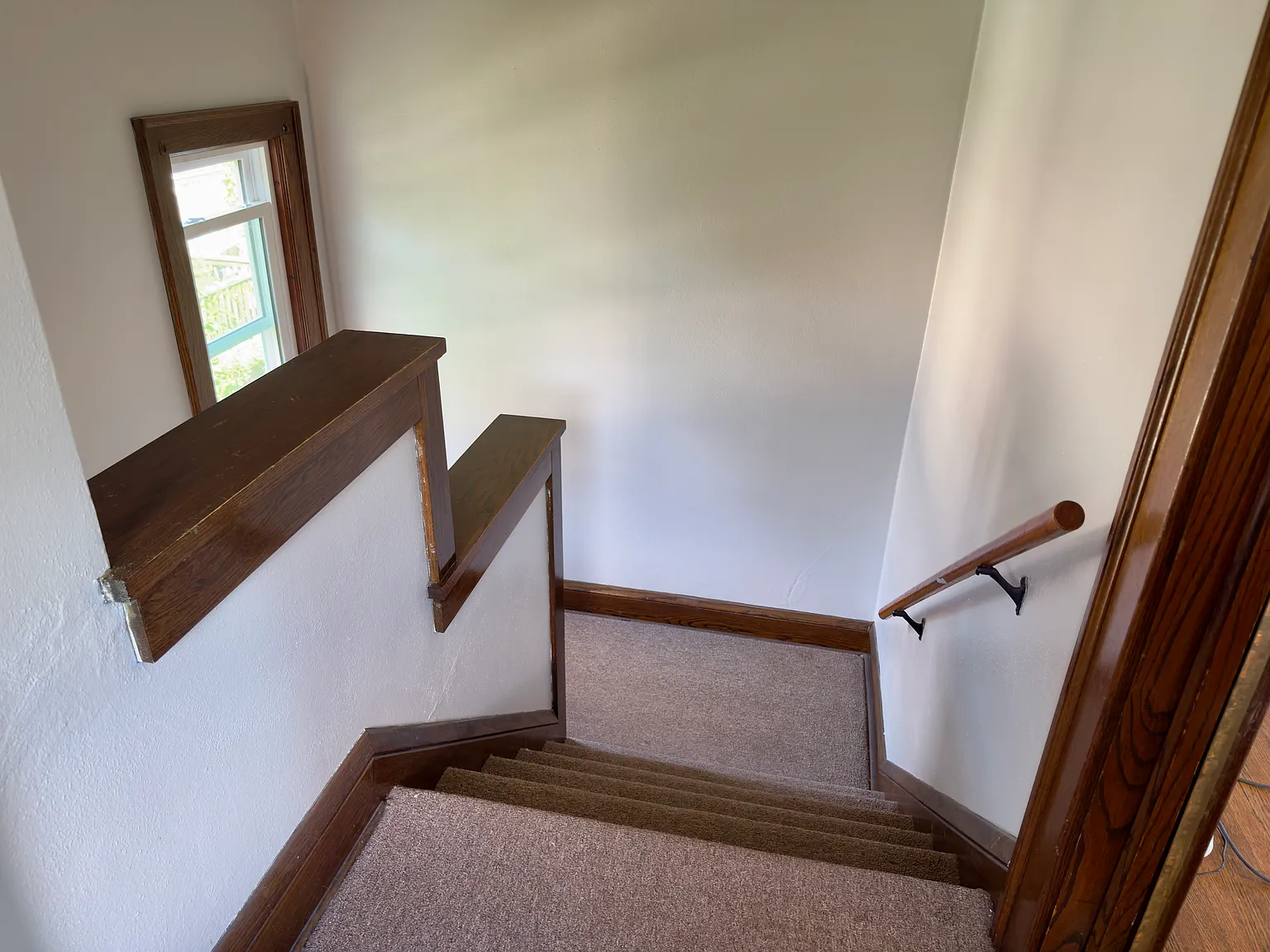2 bed, 1200 sqft, $2,000 — Photo 2