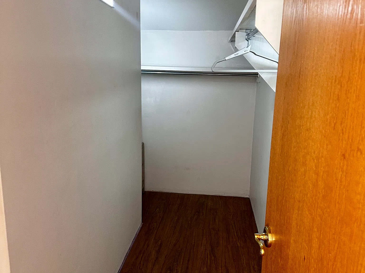 2 bed, 3000 sqft, $925 — Photo 3