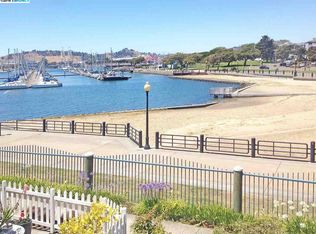 610 Commodore Dr, Richmond, CA 94804