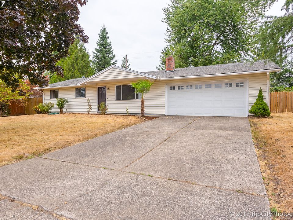 1st image of 12300 NE 86th St