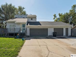 8505 Pratt St, Omaha, NE 68134