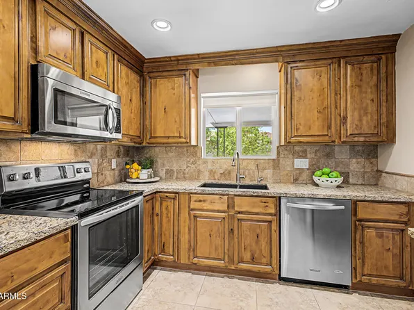 6408 E DALLAS Street, Mesa, AZ 85205
