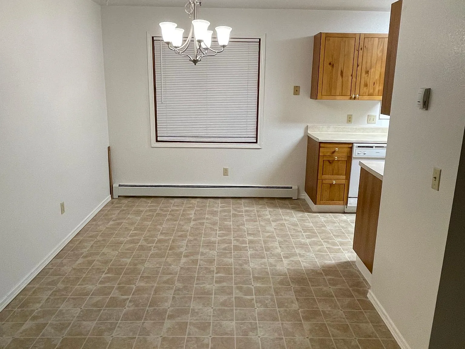 2 bed, $1,415 — Photo 2