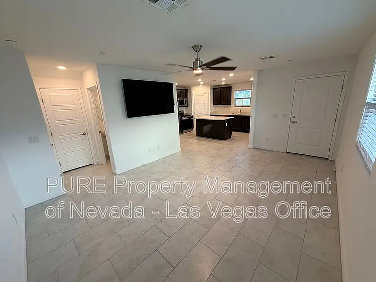 815 Watford Pl — Photo 6