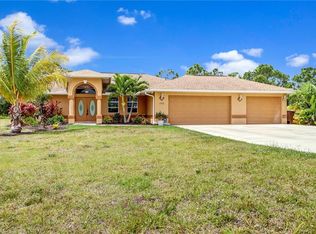 100 Pageant St, Lehigh Acres, FL 33974