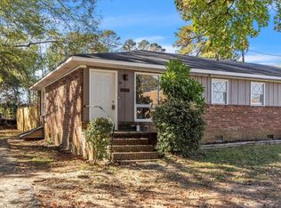 10 Cherokee Dr, Greenville, SC 29615
