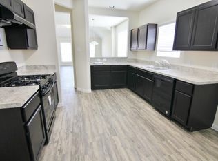 88 Santa Barbara Dr, Manvel, TX 77578
