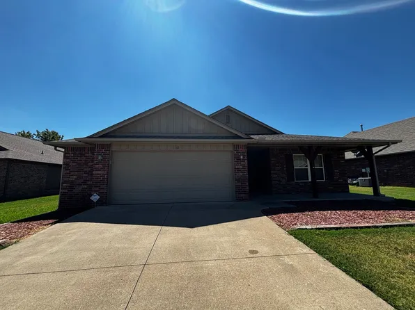 112 W Dogwood St, Skiatook, OK 74070
