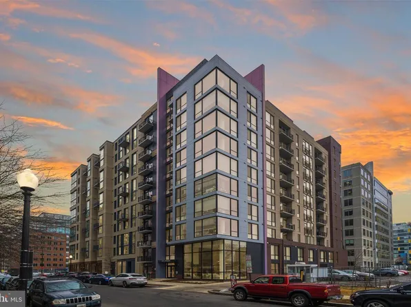 37 L St SE APT 803, Washington, DC 20003