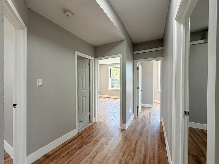 245 McClellan St #3E — Photo 5