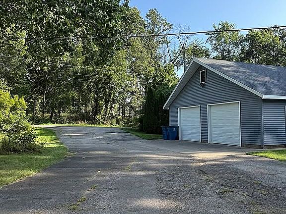4th image of 31940 Sunrise Ave