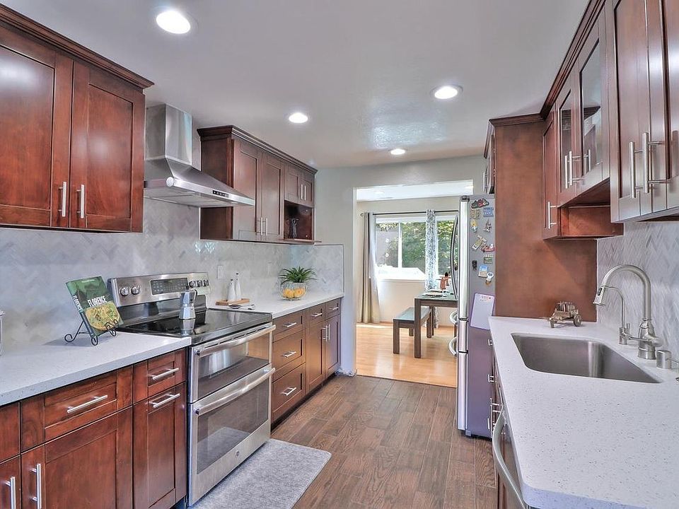 1st image of 5664 Sunflower Ln