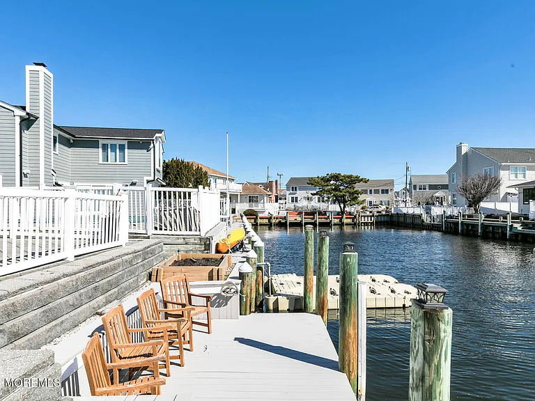 327 Tide Pond Rd — Photo 40