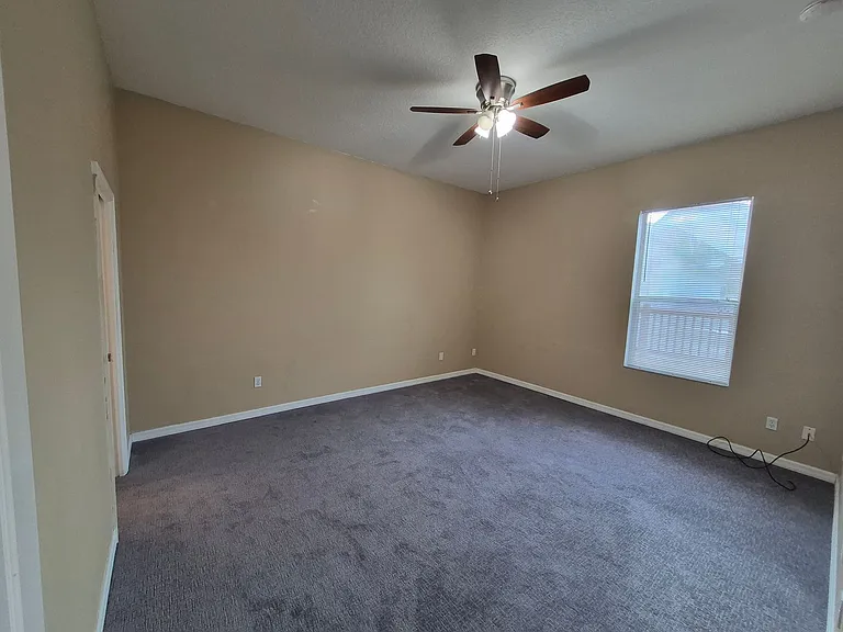 5403 Loma Vista Loop — Photo 11