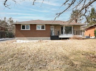 2317 Elmira Dr, Ottawa, ON K2C1H3