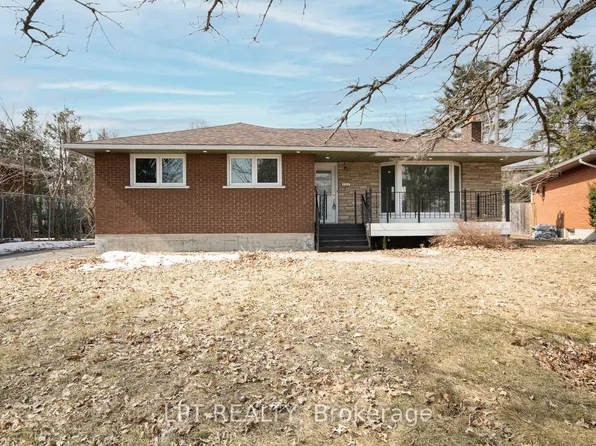 2317 Elmira Dr, Ottawa, ON K2C 1H3