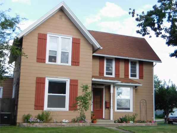 1201 14th St, Marion, IA 52302