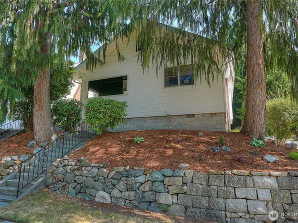 1222 N 11th Street, Tacoma, WA 98403