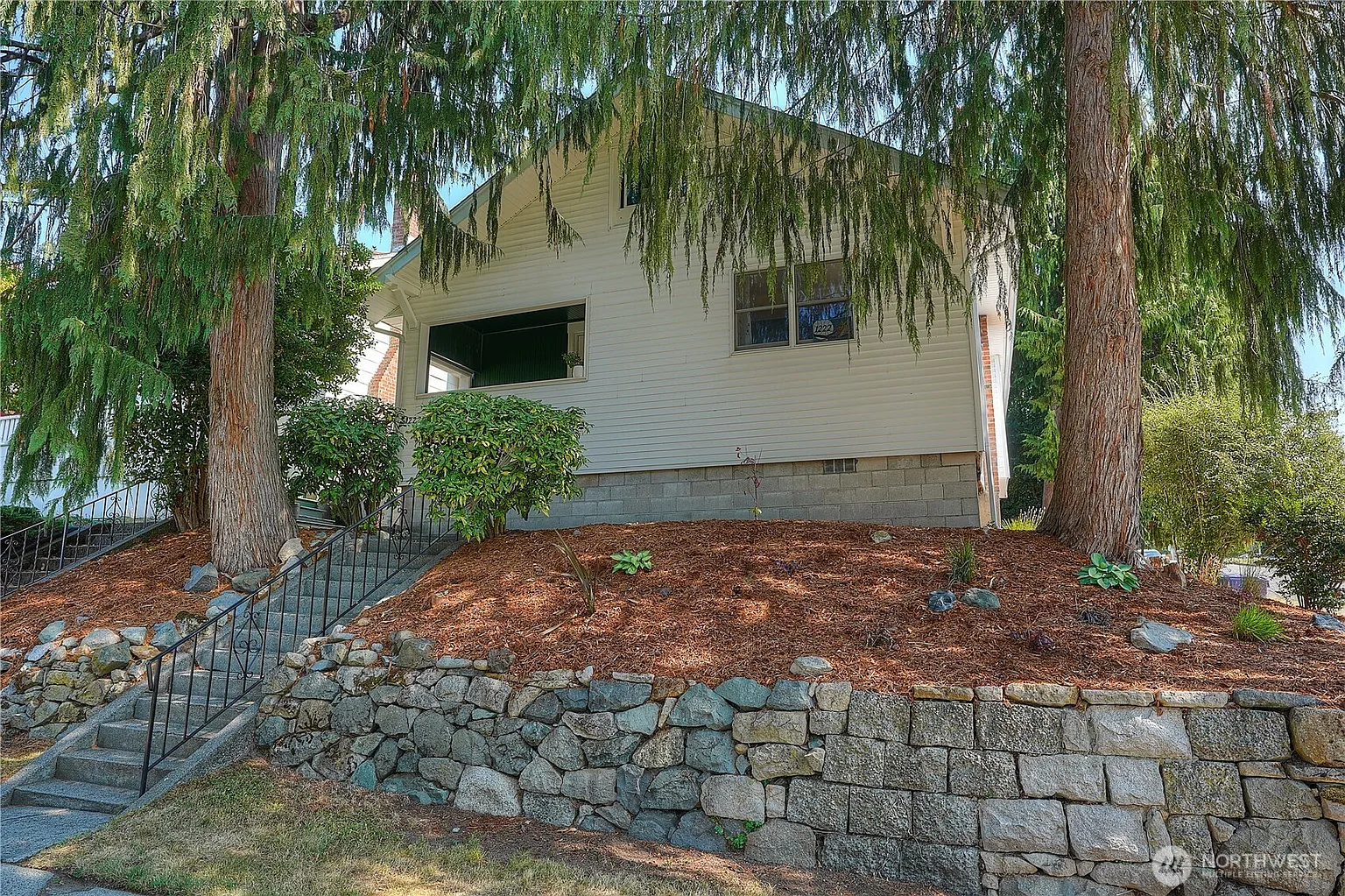 1222 N 11th Street photo 1