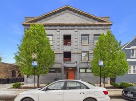 2244 W 23rd Pl, Chicago, IL