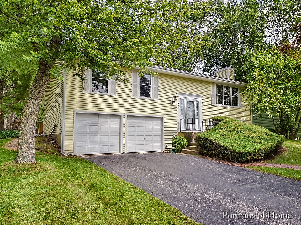 1st image of 415 Glengarry Dr