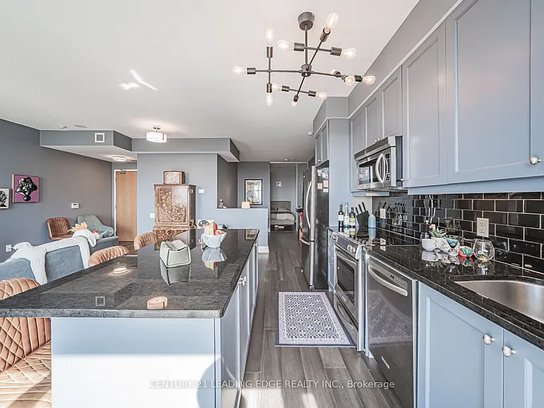2191 Yonge St #5104 — Photo 24