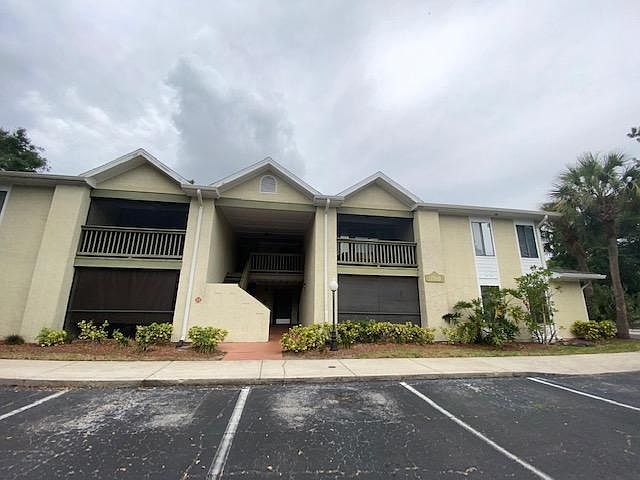 1st image of 3580D Sable Palm Ln