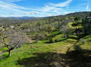 3 Lilley Mountain Dr, Coarsegold, CA