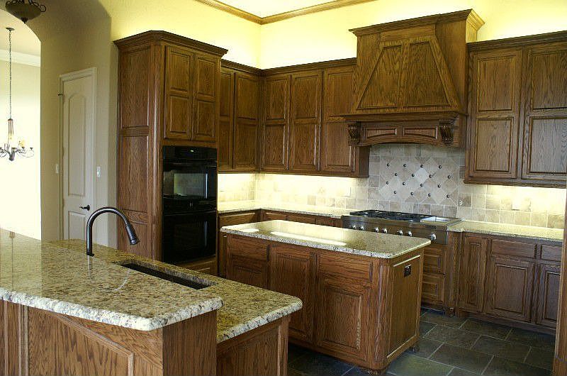 1st image of 2404 Poplar Ct