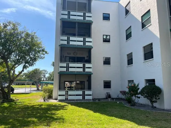 5970 80th St N Unit 101, Saint Petersburg, FL 33709