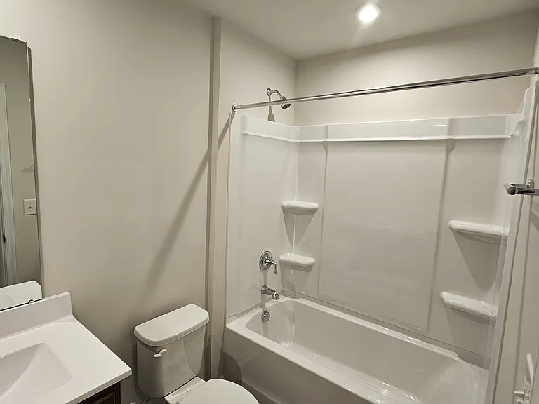 2032 Lewis Creek Cir NE — Photo 19