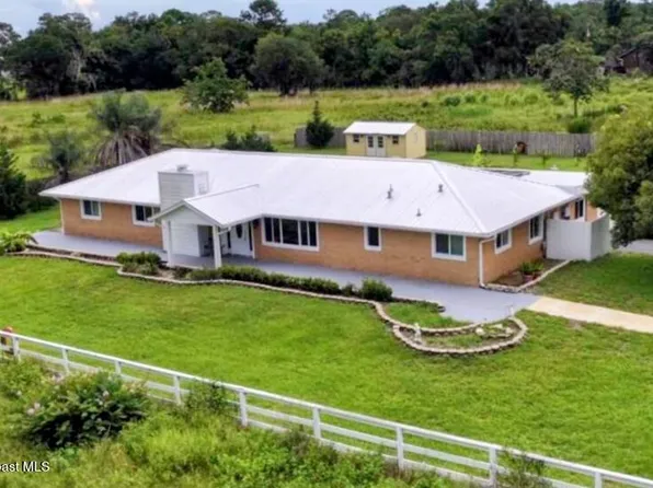 3695 Mirkwood St, Mims, FL 32754