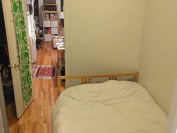 4th image of 691 10th Ave APT 6
