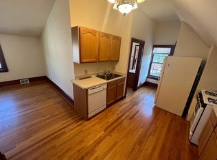 811 Garfield St #4013948, Madison, WI 53711