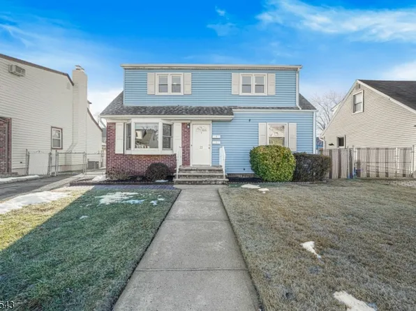 22 Falmouth Ave, Elmwood Park Boro, NJ 07407