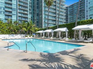 13700 Marina Pointe Dr Unit 1126, Venice, CA 90292