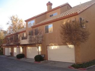 22711 Copper Hill Dr UNIT 24, Santa Clarita, CA 91350