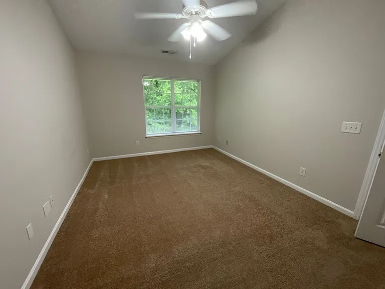 Meridian Park Apartments — Photo 83