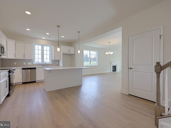 5th image of 211 Bellaride Ln #73